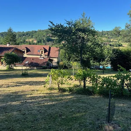 Le Petit Paradis Avec Piscine Privée à Sarlat Sagelat